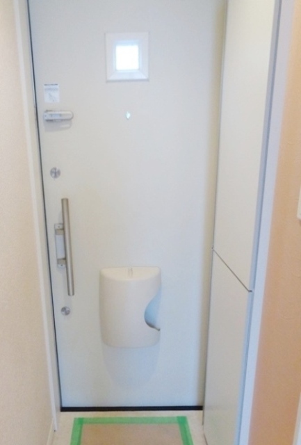 玄関　同仕様タイプ