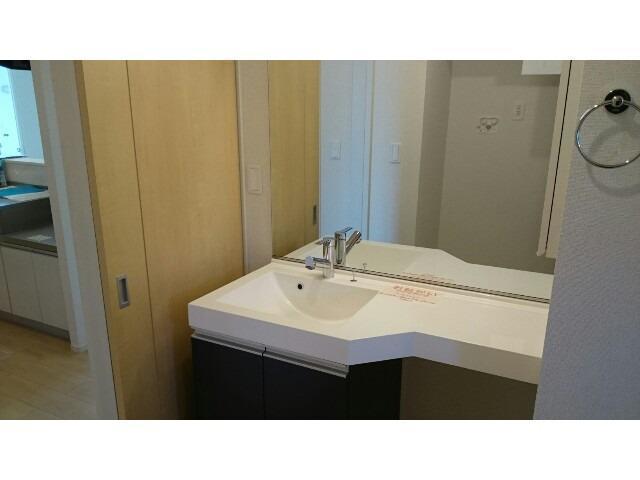 洗面設備　洗面室