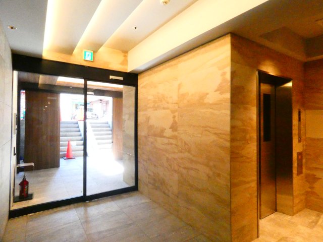 ロビー　ロビー