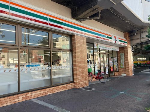 コンビニ　セブンイレブン 大阪片町店（コンビニ）まで143m