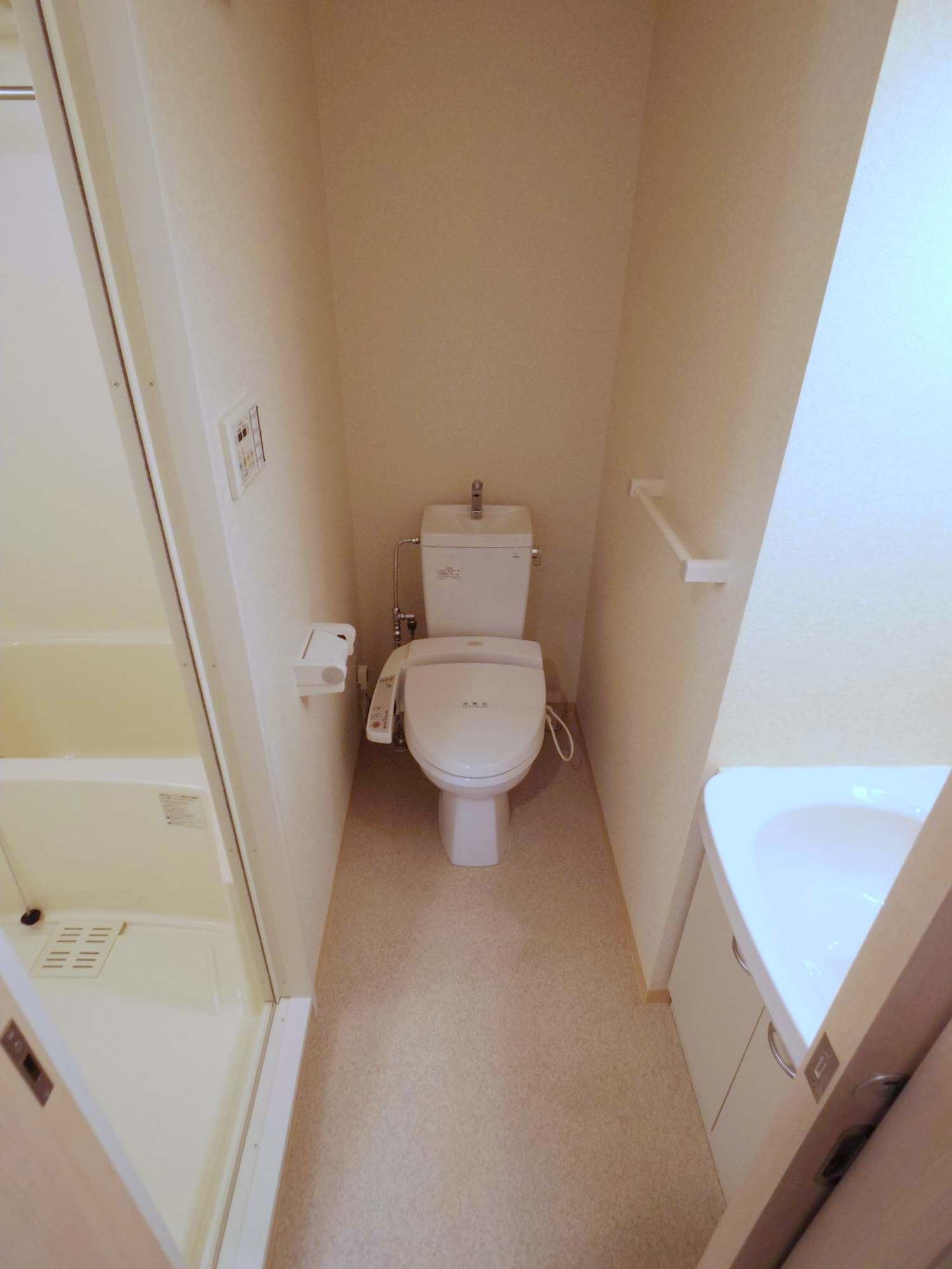 トイレ　ヴィラタワー谷町