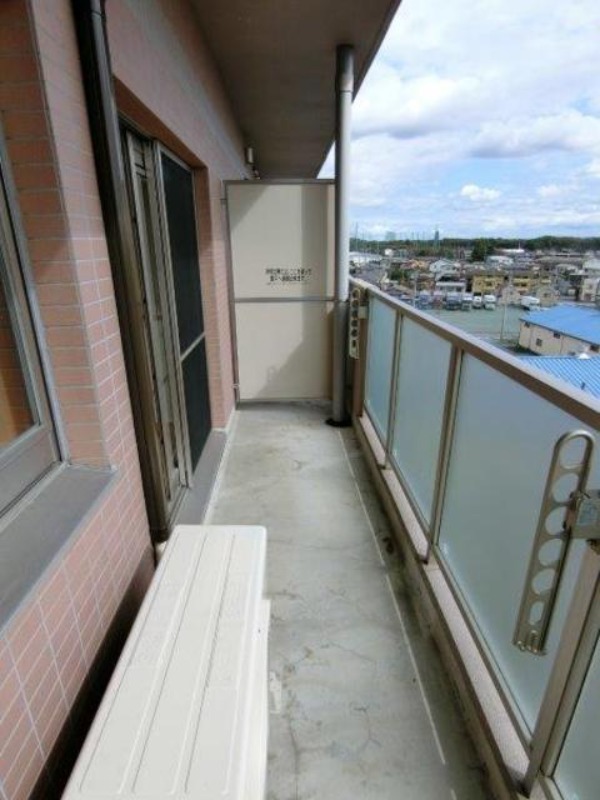 バルコニー　図面と現状に相違がある場合には現状を優先