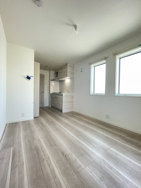 居室・リビング　竣工前写真。写真は同タイプ別部屋です。