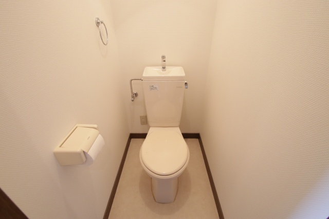 トイレ　※別部屋の参考写真のため、現状優先です。