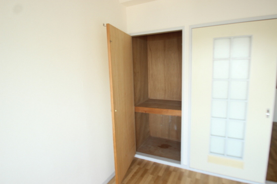 収納　※別部屋の写真です