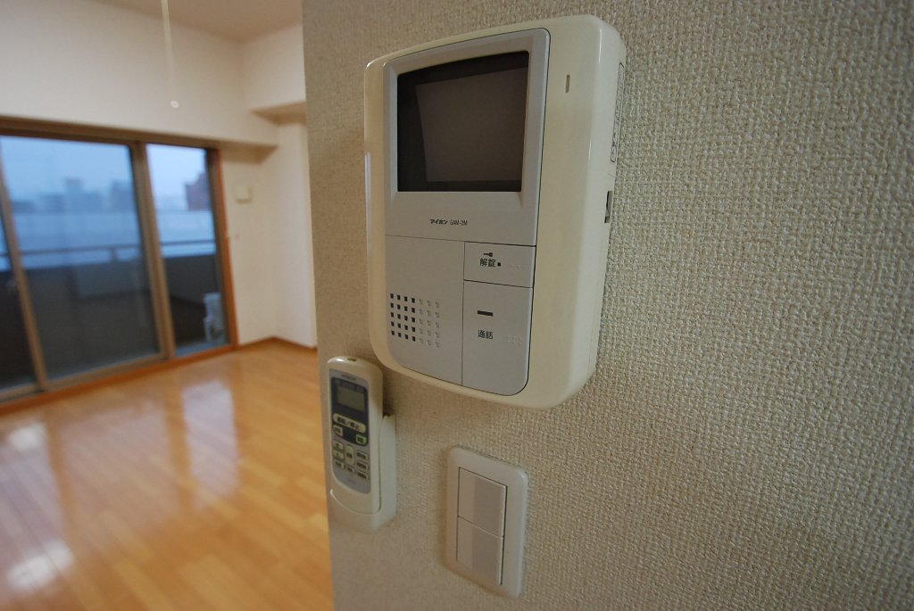 セキュリティ　カメラ付インターホン