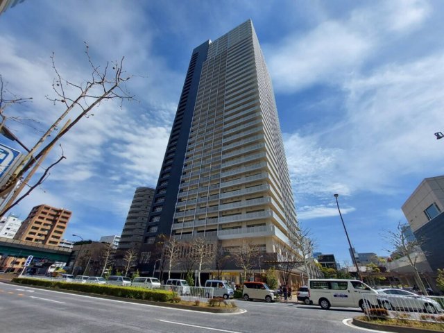 建物外観　■有楽町線「月島」駅・都営大江戸線「月島」駅直結タワーマンシ