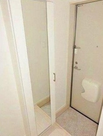 玄関　インターネット無料