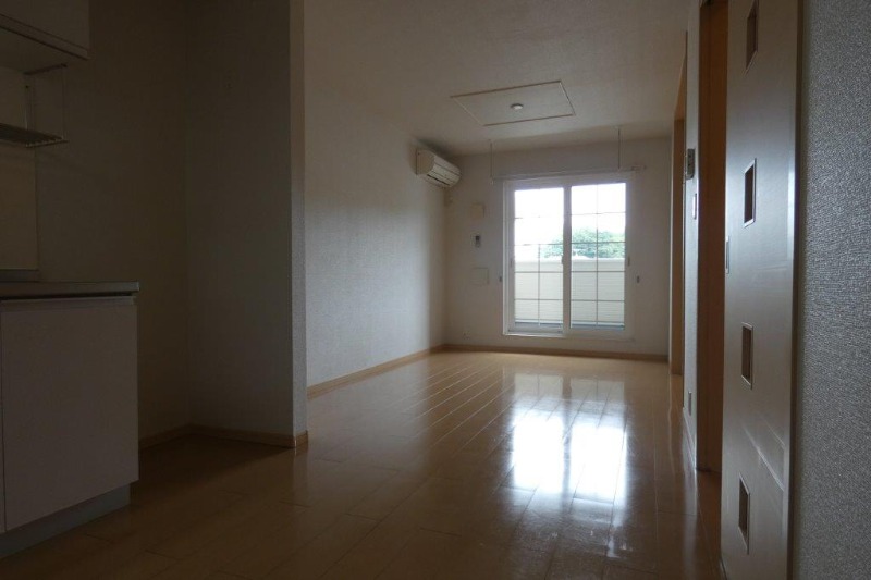 居室・リビング　図面と現状に相違がある場合には現状を優先