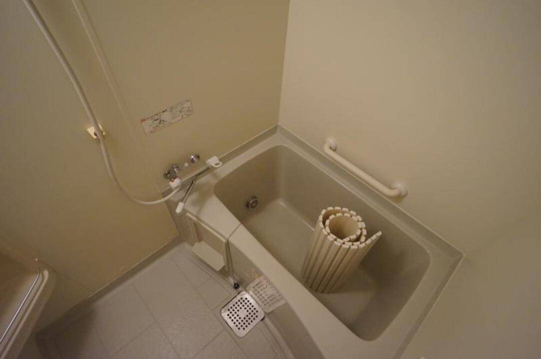 バス・シャワールーム　浴室