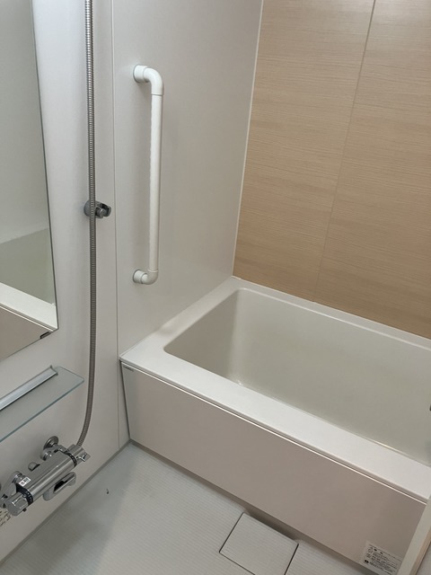 バス・シャワールーム　※写真は同タイプ住戸です。