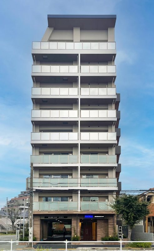 建物外観　RC(鉄筋コンクリート)構造　9階建て　総戸数23戸