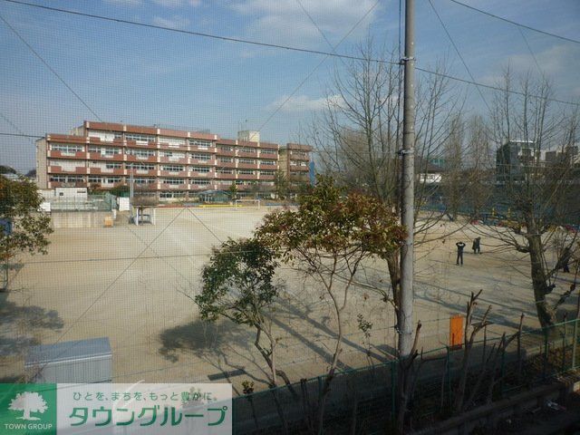 小学校　松戸市立河原塚小学校（小学校）まで812m