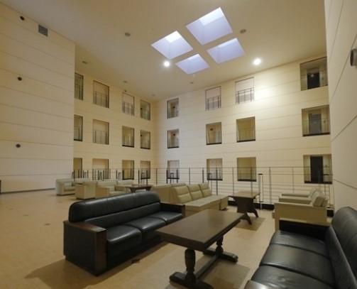 ロビー　落ち着いたロビーです