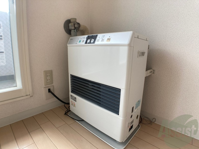 その他設備　灯油暖房です。札幌の寒い冬もこれで大丈夫！