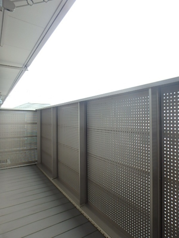 バルコニー　図面と現状に相違がある場合には現状を優先