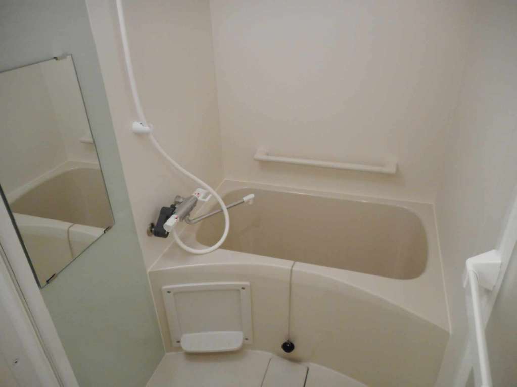 バス・シャワールーム　仕様、設備は現況と異なる場合があります。