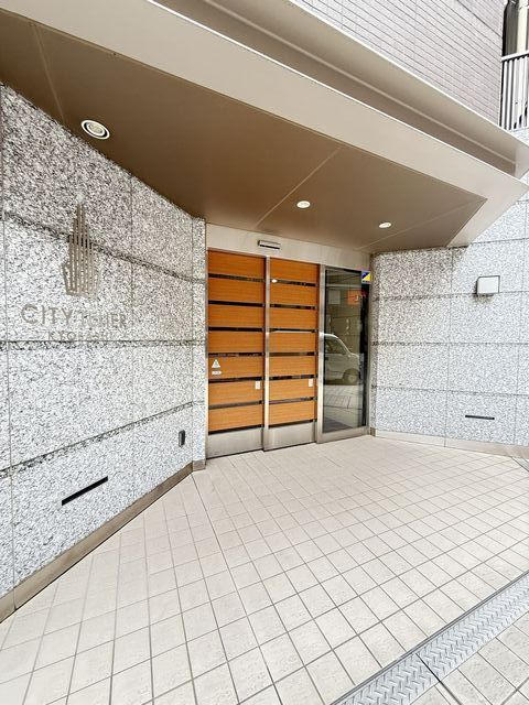 建物外観　エントランス