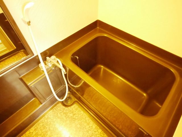 バス・シャワールーム　※別部屋参考写真です