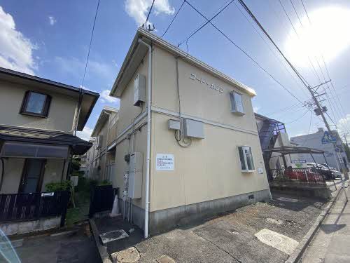 エントランス　建物外観