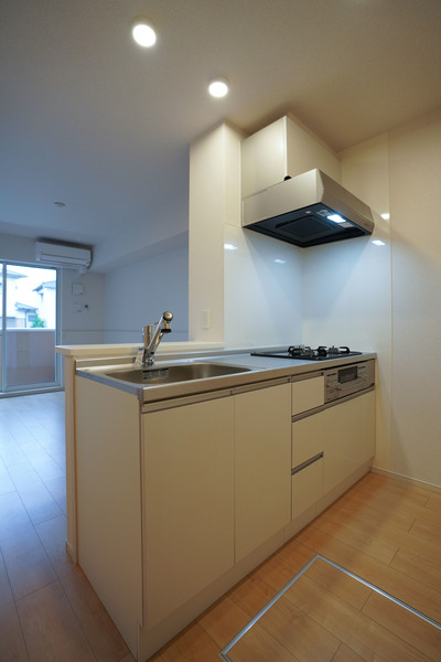 キッチン　同じ建物の別の部屋