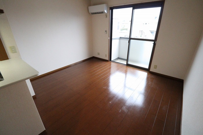 居室・リビング　リビング