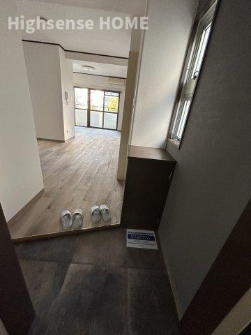 玄関　落ち着いた玄関です