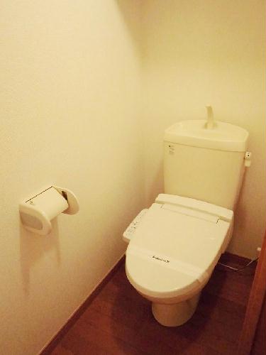 トイレ　温水洗浄便座