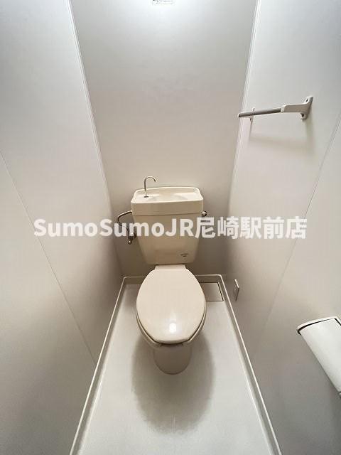 トイレ　清潔感のあるトイレです