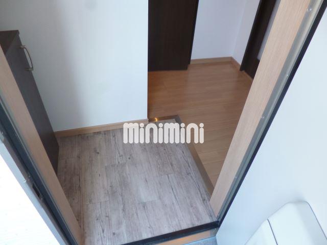 玄関　オシャレな玄関土間採用です。