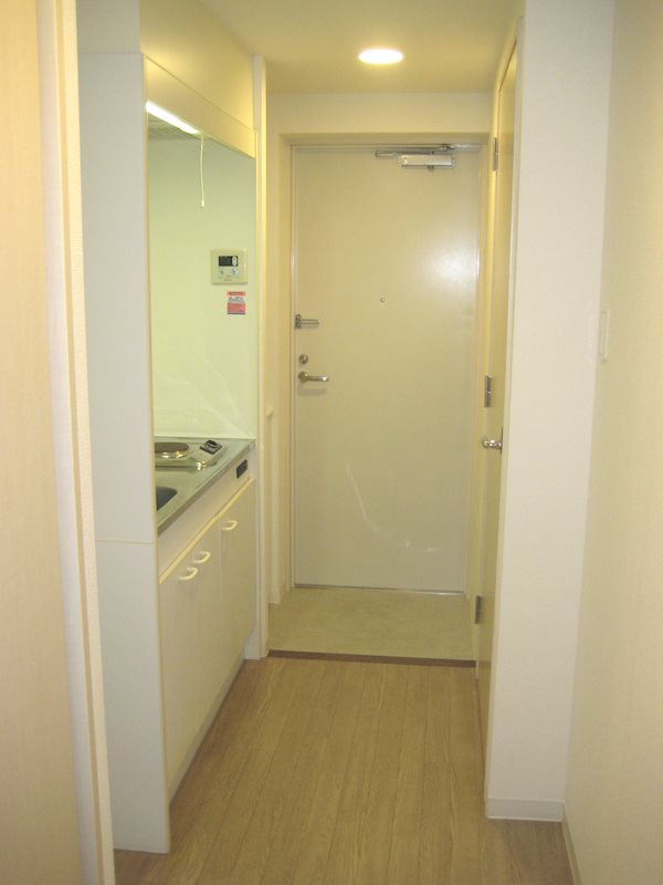 玄関　※他の部屋の写真です。