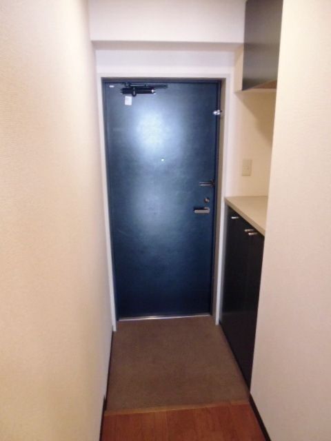 玄関　★シューズボックス完備の玄関ホール★