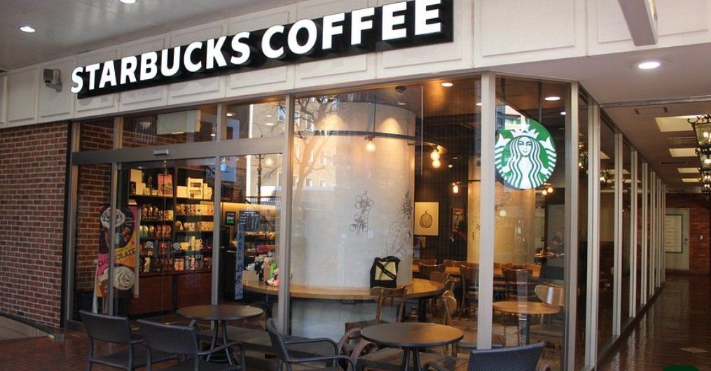 飲食店　スターバックスコーヒー関内馬車道店（飲食店）まで230m