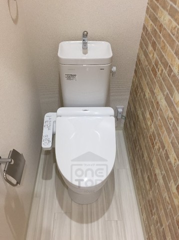 トイレ　同管理会社物件の一例です