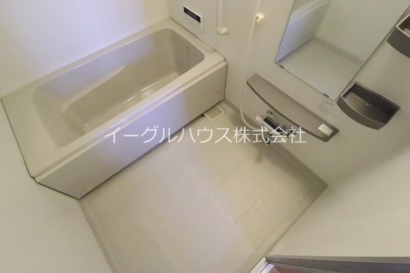 バス・シャワールーム　別部屋写真使用