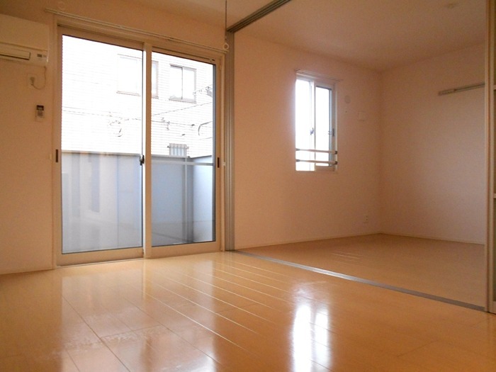 その他部屋・スペース　フローリングのお部屋です。