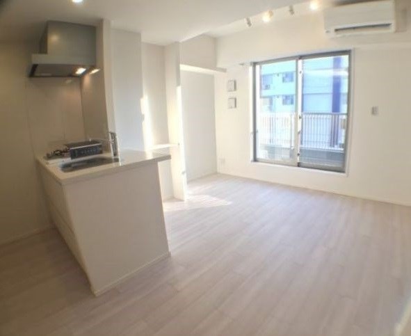 居室・リビング　別号室参考写真