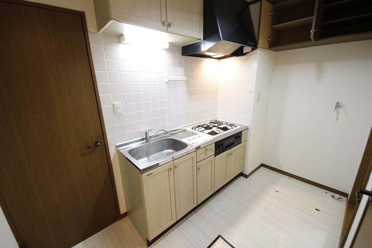 キッチン　※別部屋の写真です。