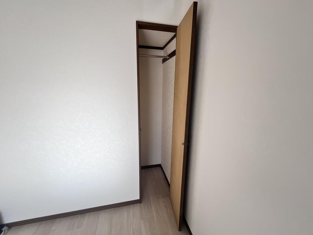 収納　※別部屋の写真です。