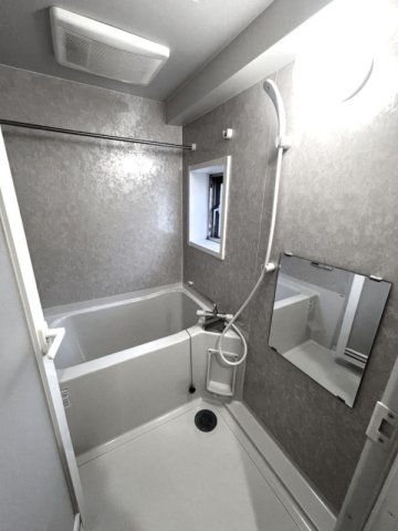 バス・シャワールーム　風呂