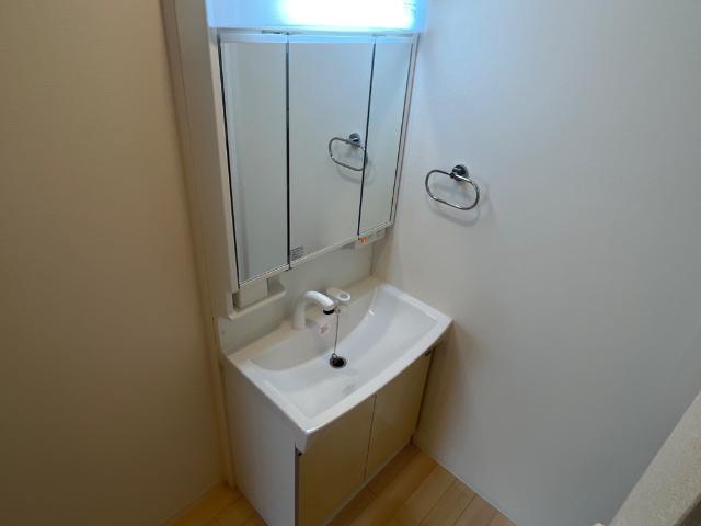 洗面設備　洗髪洗面化粧台