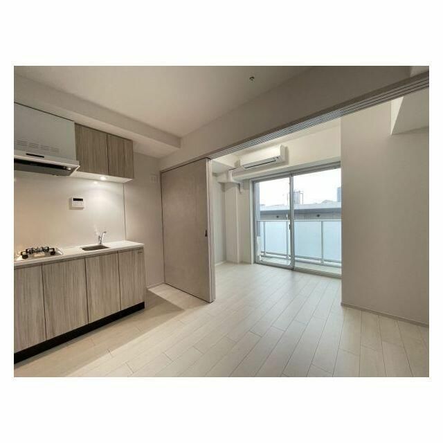 居室・リビング　☆明るい洋室☆