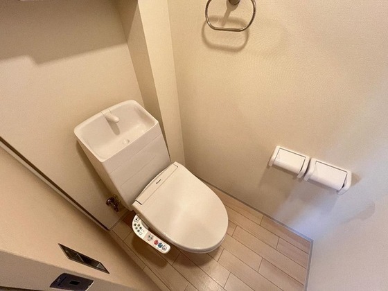 トイレ　※別部屋の写真です