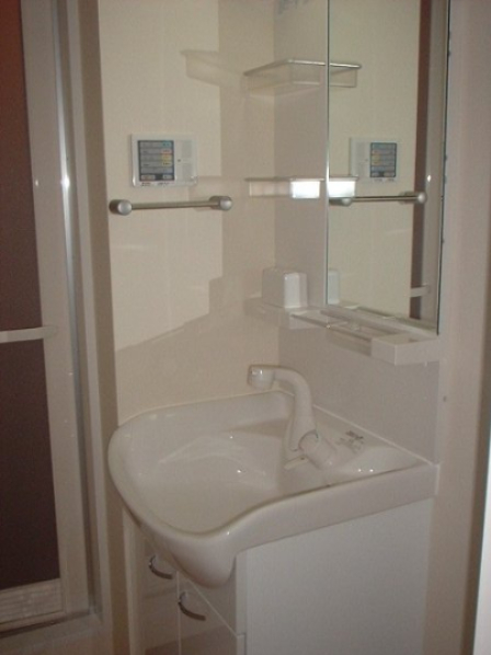 洗面設備　別部屋参考写真になります