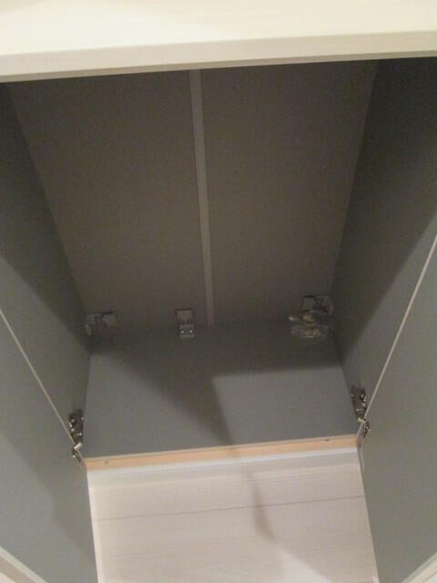 収納　シューズボックス