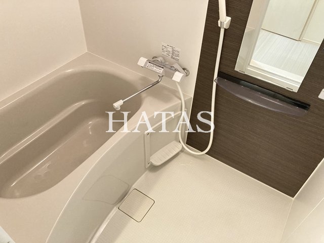 バス・シャワールーム　同物件別部屋です。