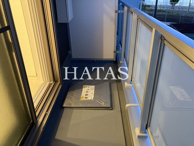 バルコニー　同物件別部屋です。