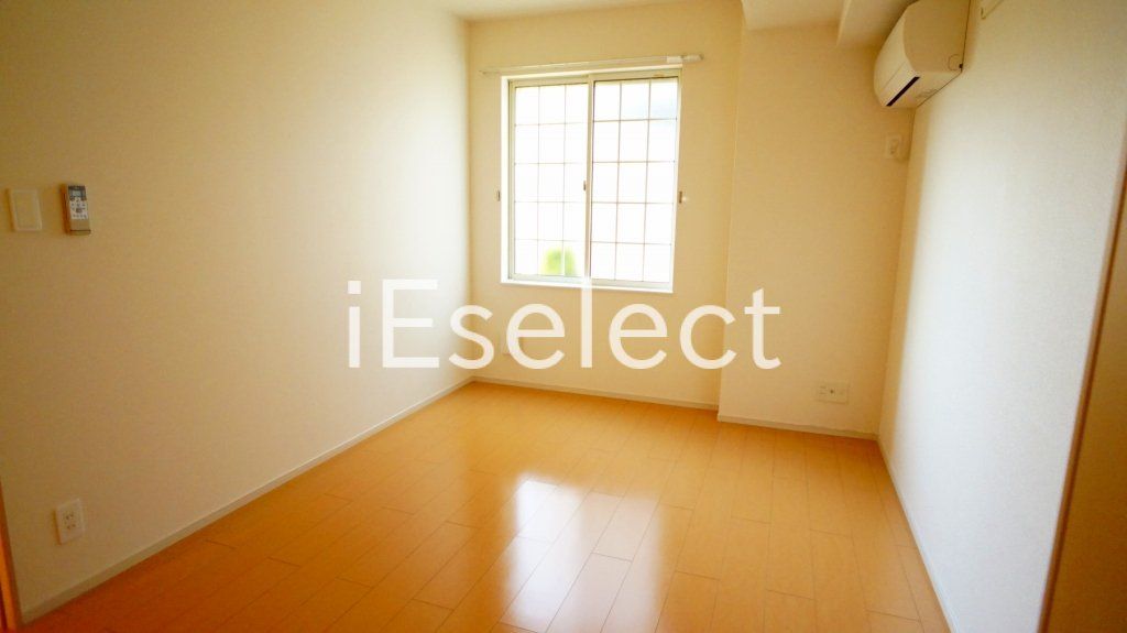 その他部屋・スペース　こちらの居室にもエアコンが付いています！