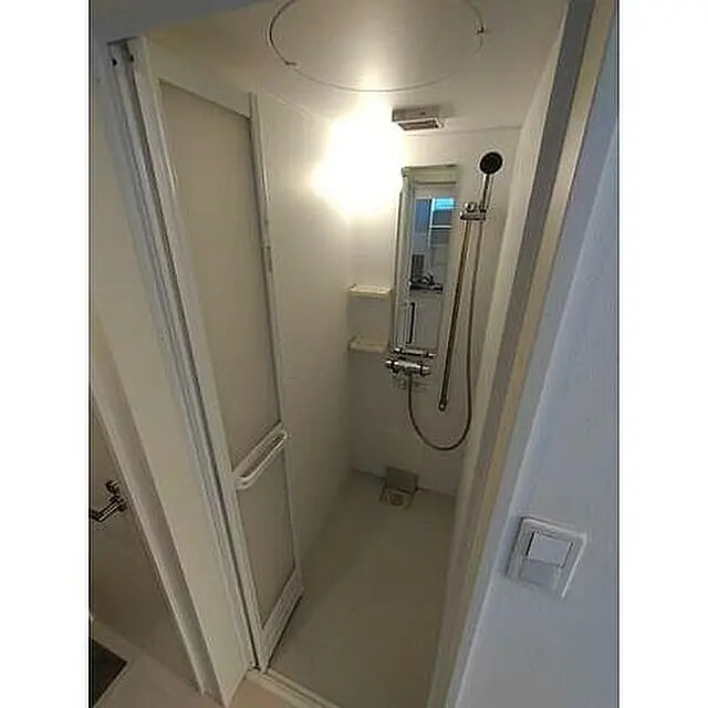 バス・シャワールーム　※同物件参考写真