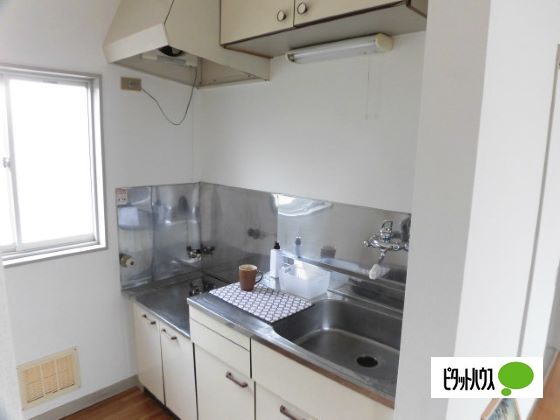 キッチン　※モデルルームの為、家具等は付きません